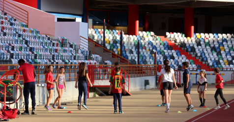 Um mês de nova época